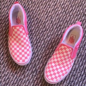 Vans size 5y equals size 7